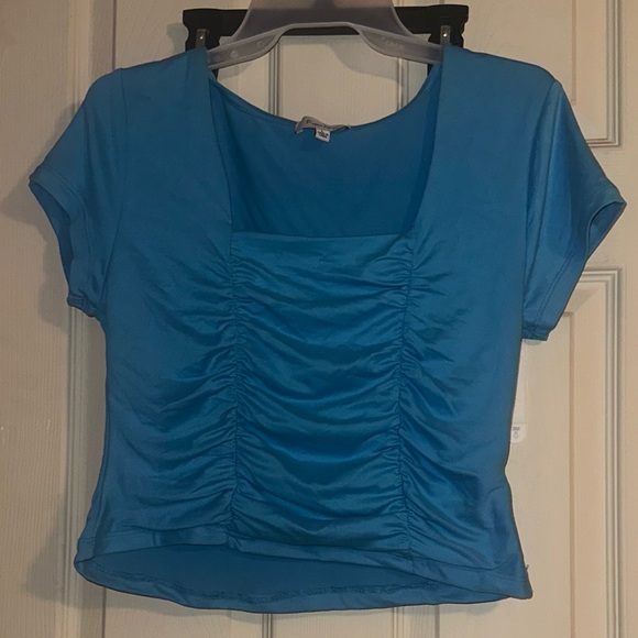 girls shirt - Picture 1 of 3